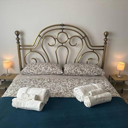 Centocelle, Metro C Luminoso Quadrilocale Apartment Рим Екстериор снимка
