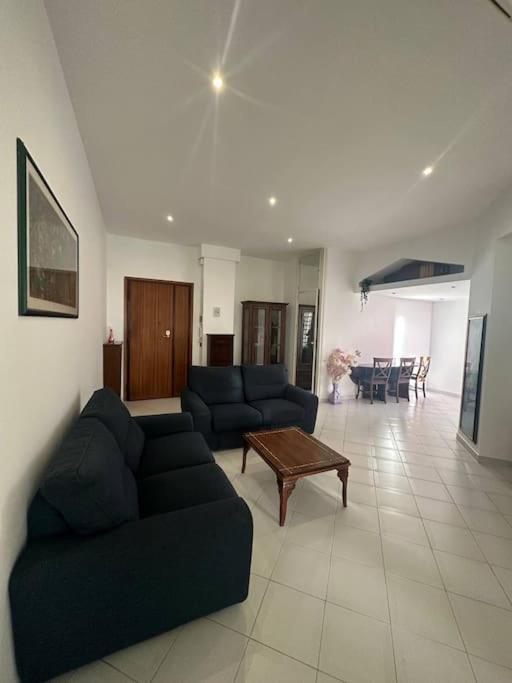 Centocelle, Metro C Luminoso Quadrilocale Apartment Рим Екстериор снимка